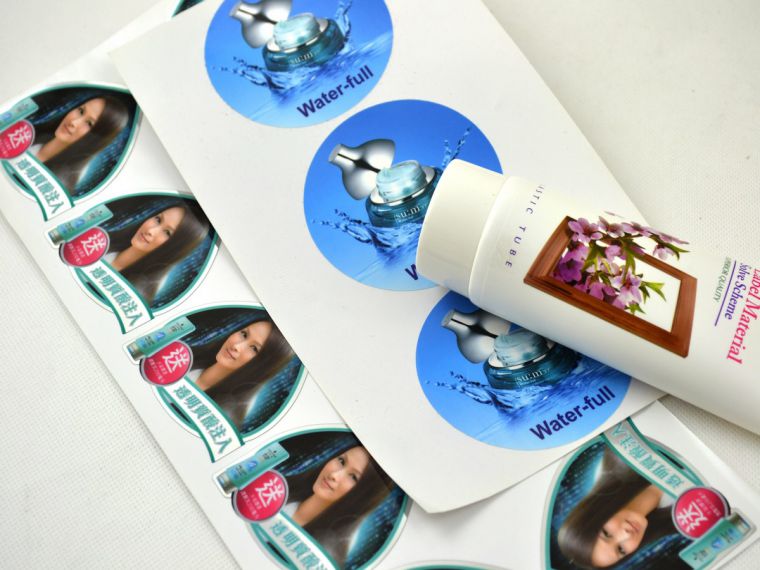 洗發(fā)水不干膠標(biāo)簽